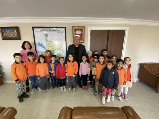 “El Ele Geleceğe”